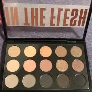 MAC In The Flesh Eyeshadow Pallet